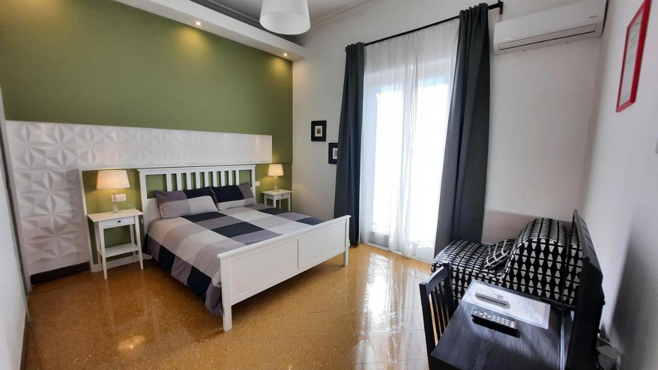 Politeamari Hotel Палермо Екстериор снимка