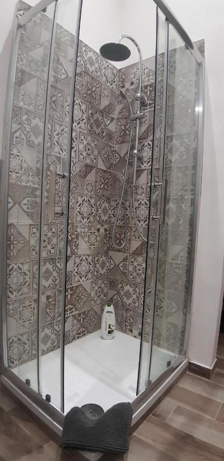 Politeamari Hotel Палермо Екстериор снимка