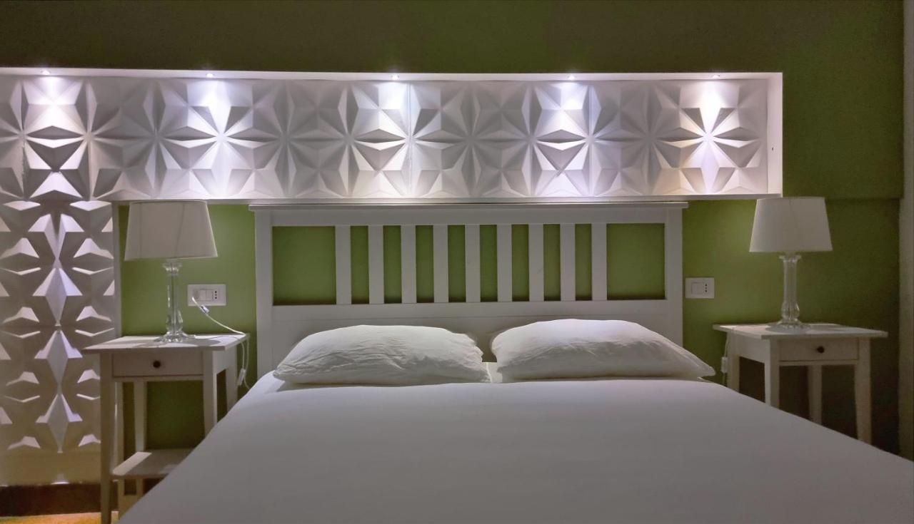 Politeamari Hotel Палермо Екстериор снимка