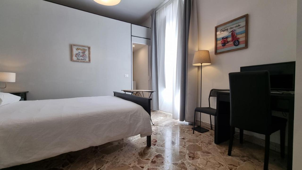 Politeamari Hotel Палермо Екстериор снимка