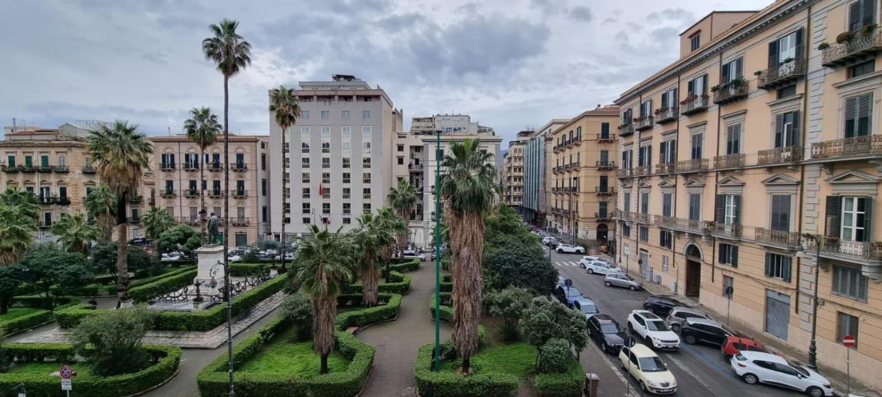 Politeamari Hotel Палермо Екстериор снимка