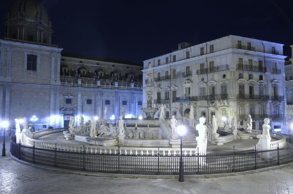 Politeamari Hotel Палермо Екстериор снимка