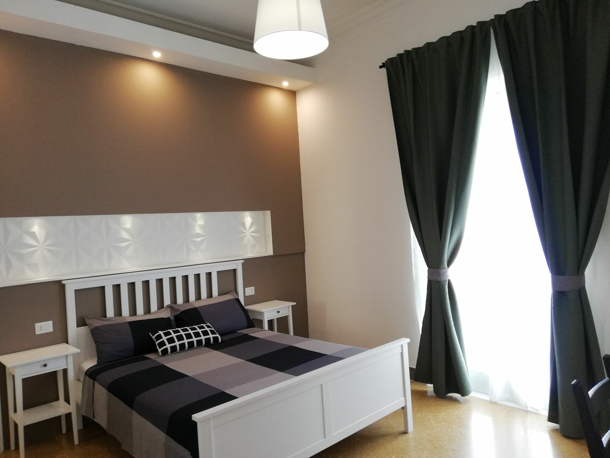 Politeamari Hotel Палермо Екстериор снимка