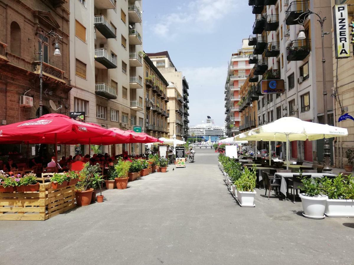 Politeamari Hotel Палермо Екстериор снимка